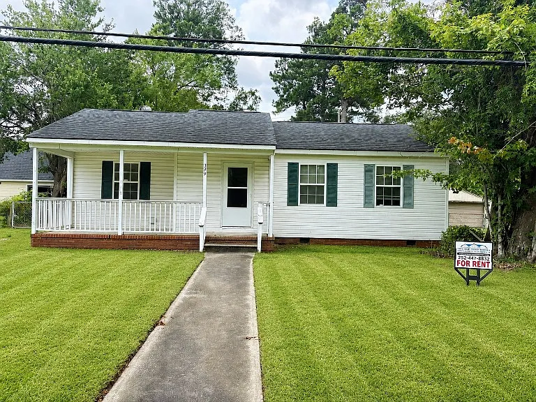 329 Miller Blvd
