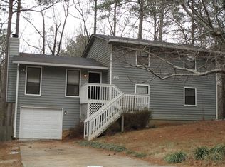 3186 Deshong Dr, Stone Mountain, GA 30087