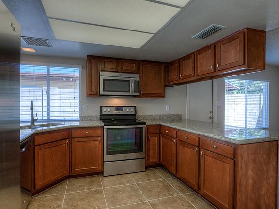 5th image of 17428 N 55th Ave