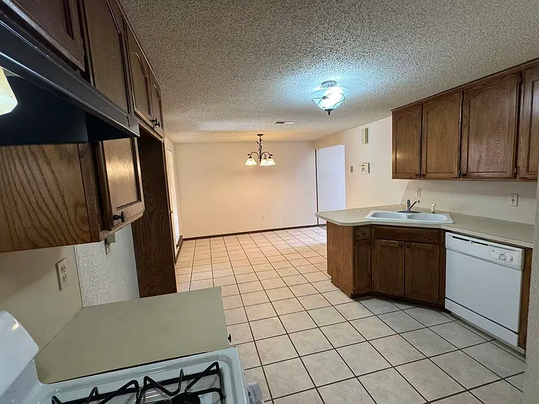 2128 Meench Dr — Photo 8
