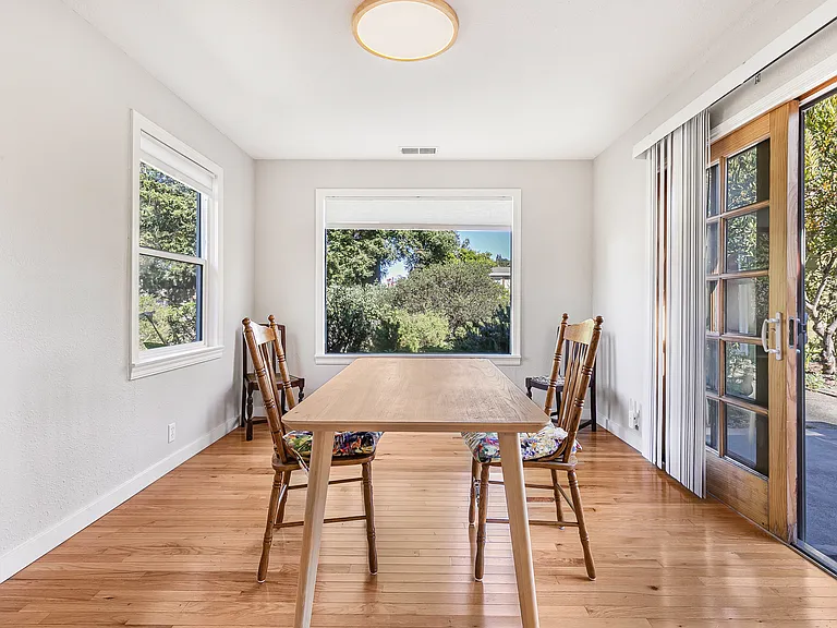 Ragle Rd — Photo 14
