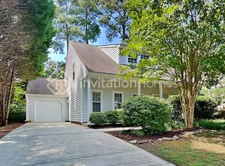 102 Ridge Lake Dr, Apex, NC 27539