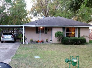 210 Southmore St, Tomball, TX 77375