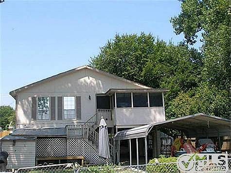 1st image of 1114 W Lake Dr