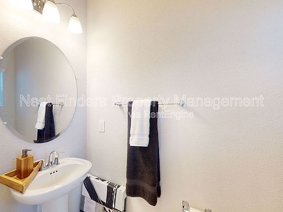 5th image of 12079 Calvesta St