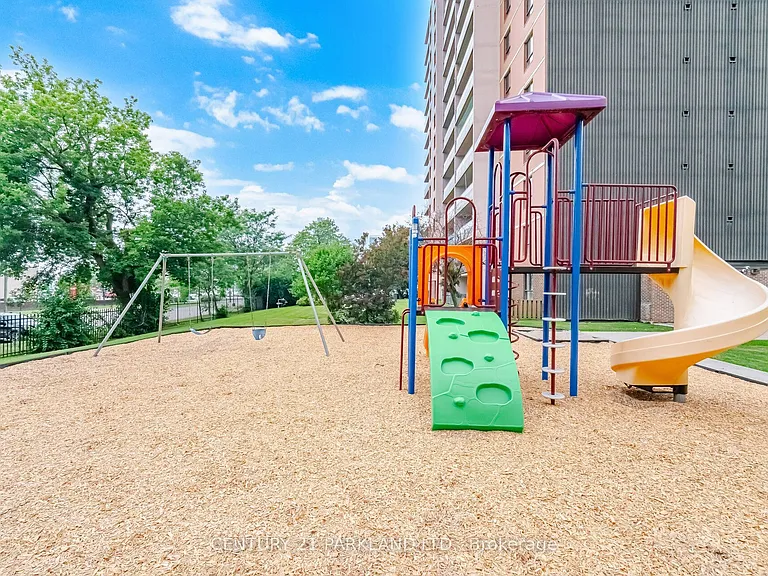 2721 Victoria Park Ave #203 — Photo 34