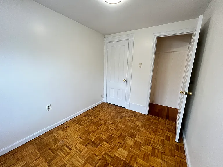 59 W 7th St #2 — Photo 13