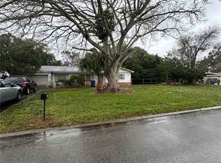 951 Orange View Dr, Largo, FL 33778