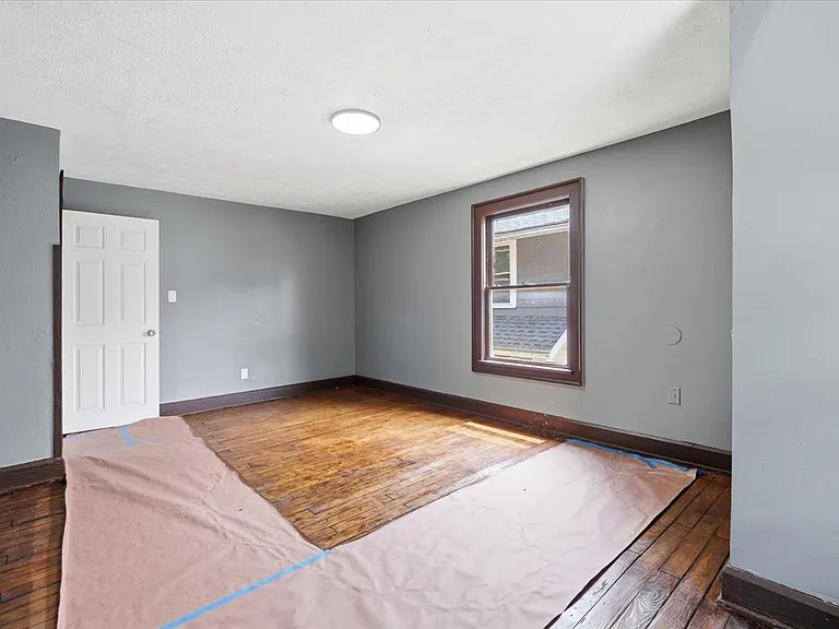 142 Western Ave — Photo 12