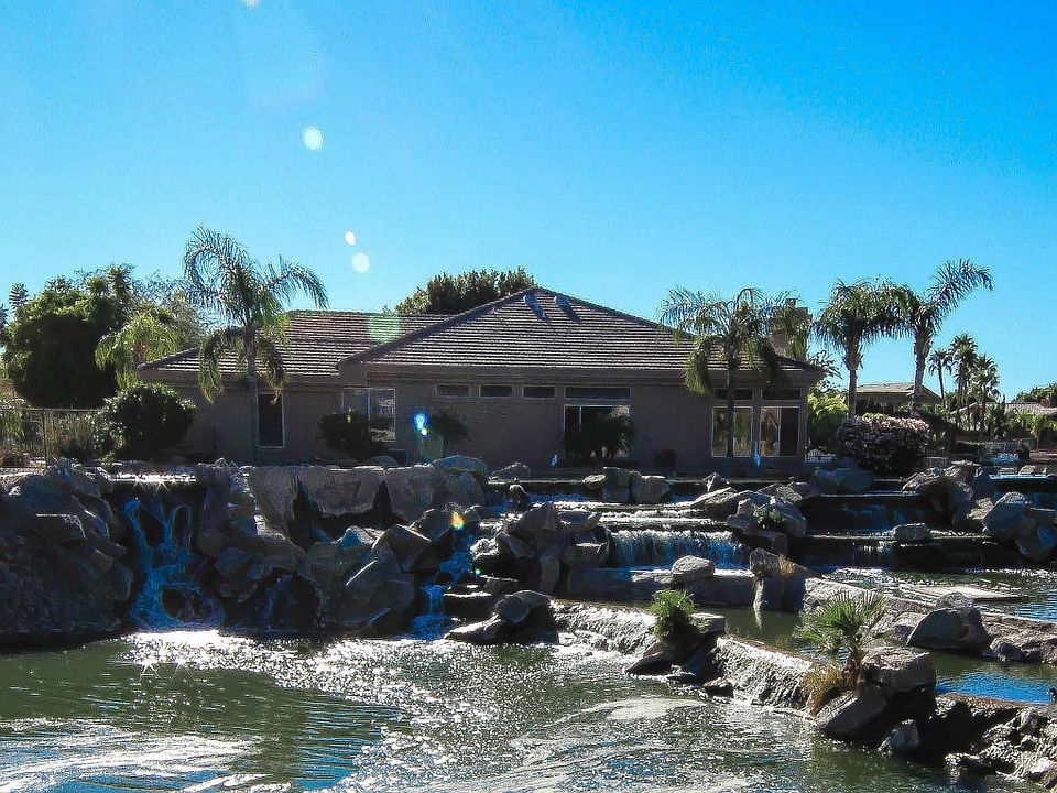1st image of 5462 W Arrowhead Lakes Dr