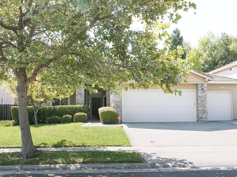 2nd image of 744 Spaulding Dr