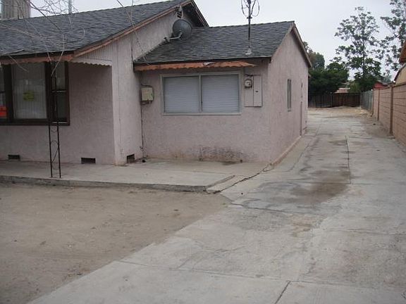 2nd image of 319 Brown Ave