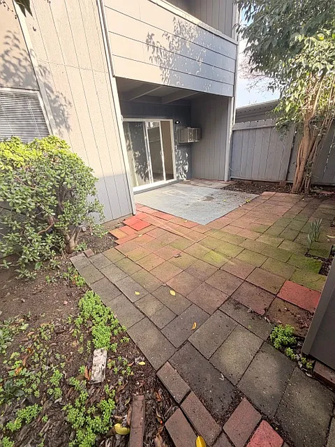 PINE TERRACE APARTMENTS — Photo 4