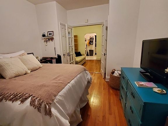 4th image of 108 Macdougal St APT 2B