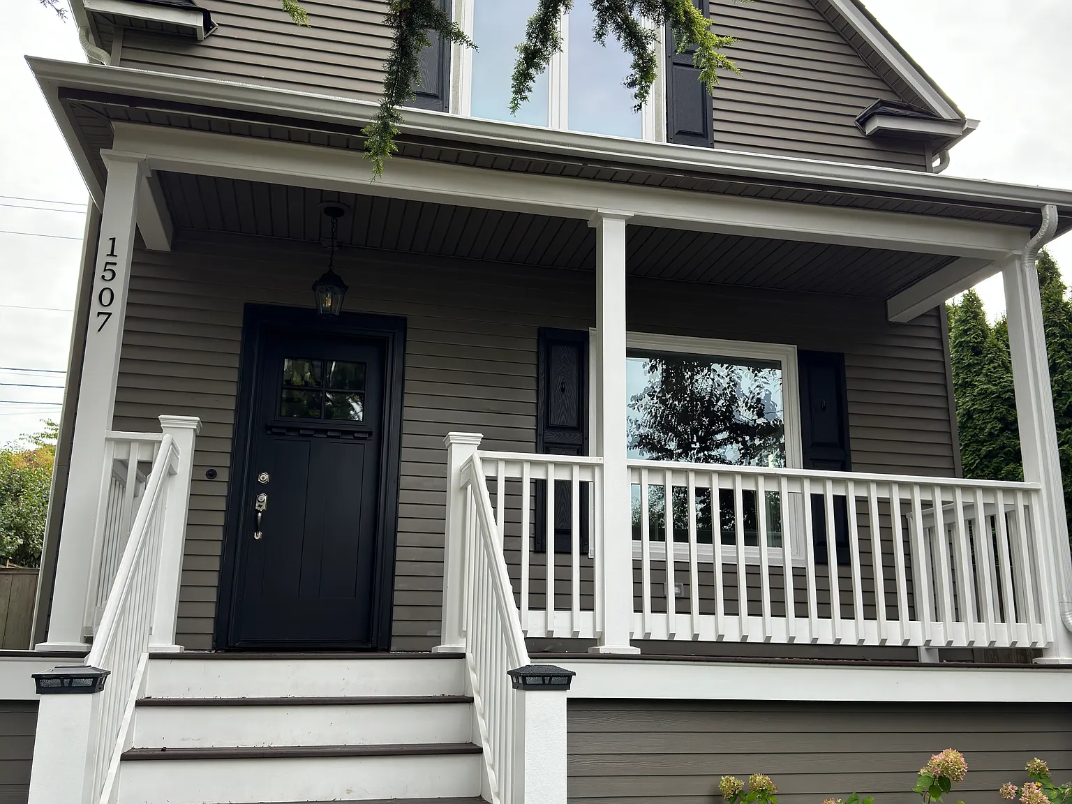 3 bed, 1.5 bath, 1700 sqft, $4,000 — Photo 4