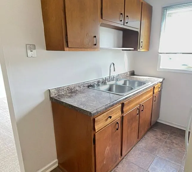 Moore Lake Apartments — Photo 20