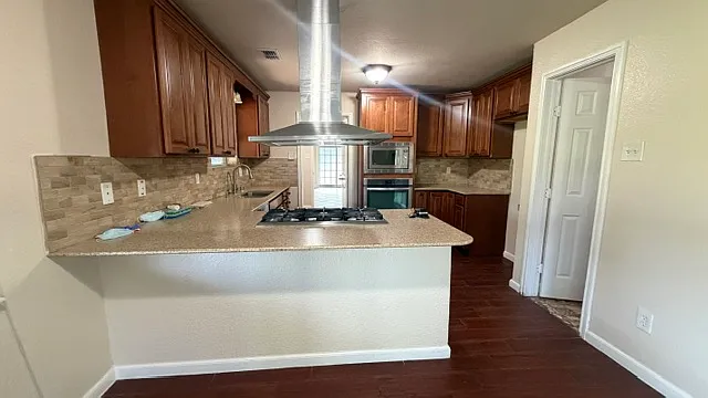 13980 Red Wood Cir S — Photo 7