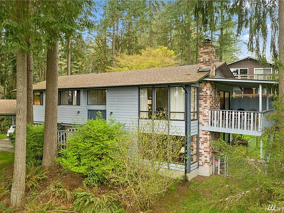 2nd image of 8827 188th St SE