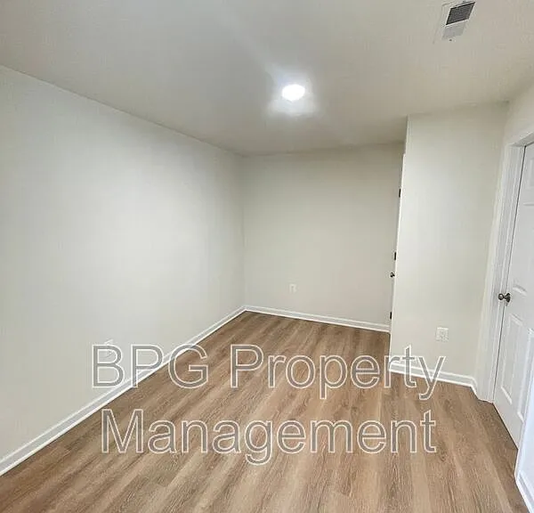 79 Horner St #2 — Photo 4