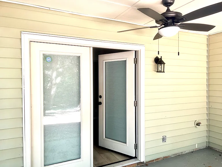 Furman Place Townhomes — Photo 18
