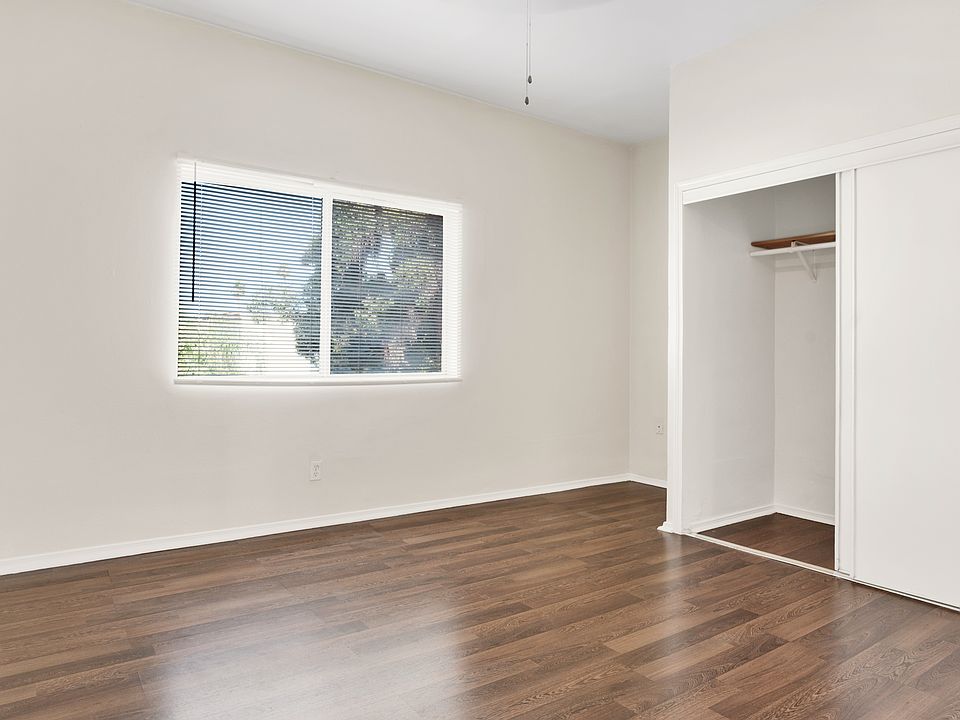 2nd image of 3110 Walton Ave #3