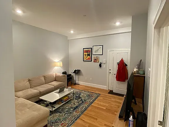 30 Murdock St #3