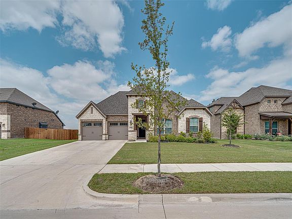 2nd image of 1505 Van Buren Ct