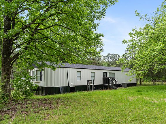 4th image of 45 Wavene Dr