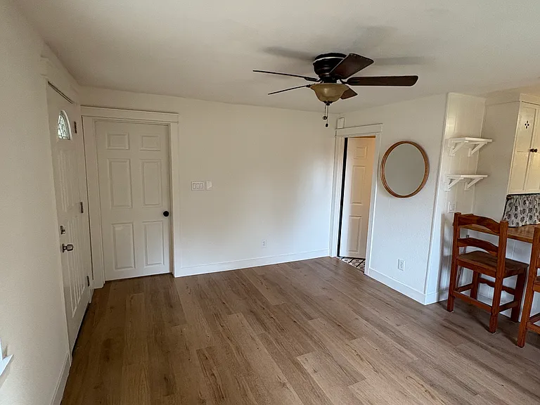 1133 Turner Ct #B — Photo 6