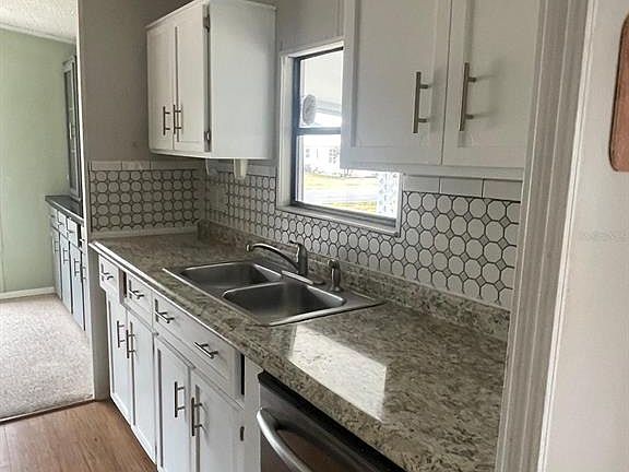 3rd image of 2839 Manatee Rd