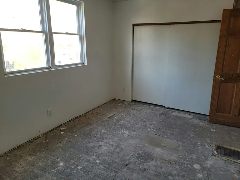 332 N French St — Photo 18