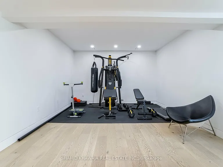 560 Shenandoah Dr — Photo 30