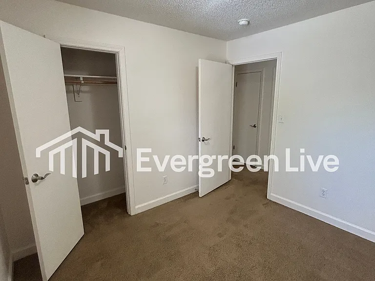 90 Valtameri Ct — Photo 16