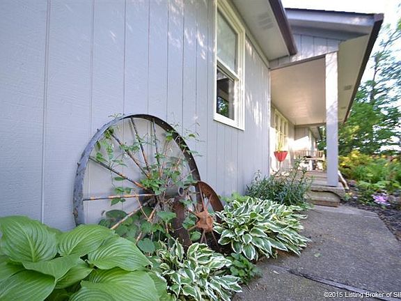 5th image of 11370 School Ln NE