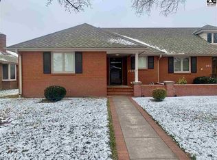 2809 Nottingham Dr, Hutchinson, KS 67502