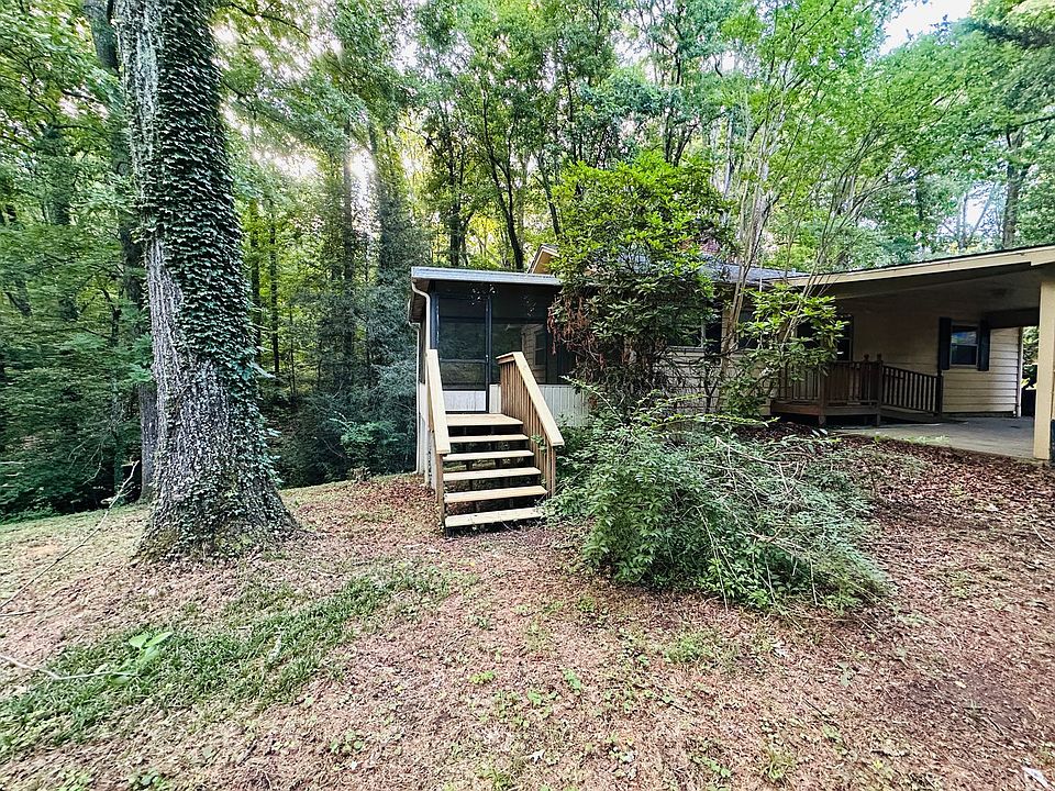 2nd image of 110 Chatham Ln
