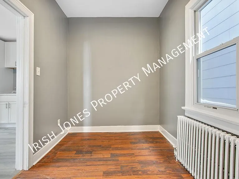 190 Whitney Pl #LOWER - UTILITIES IN — Photo 12