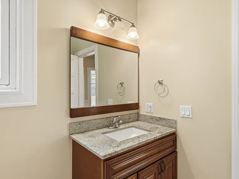 749 Clayton St #747 — Photo 17