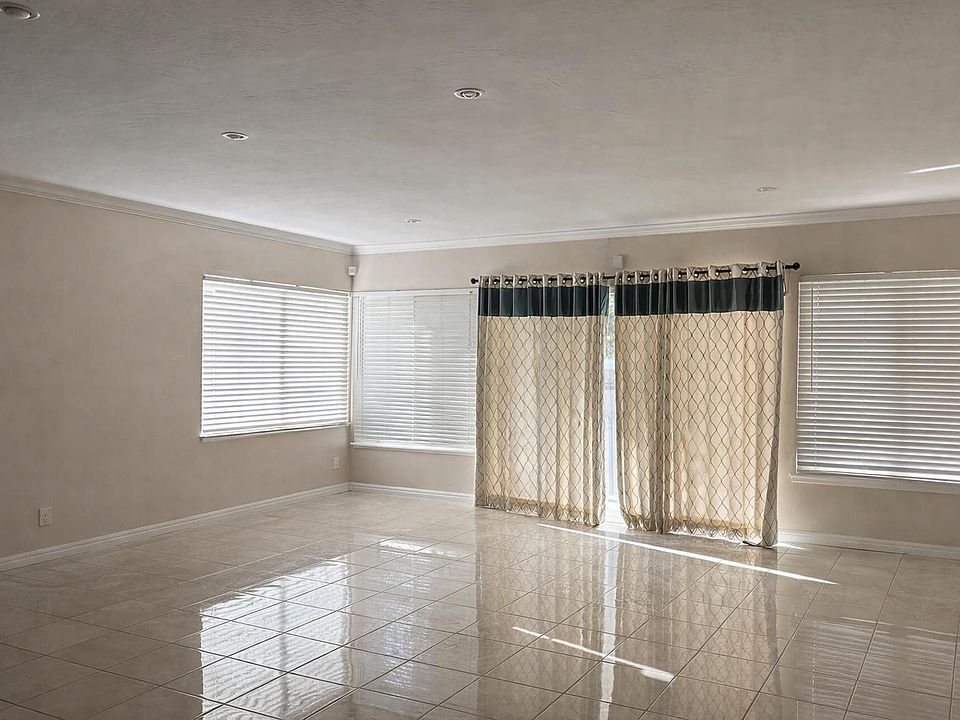 1st image of 8646 Andromeda Rd