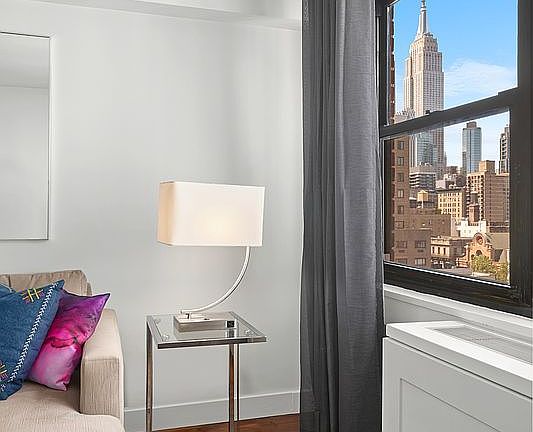 4th image of 200 E 27th St APT 10L