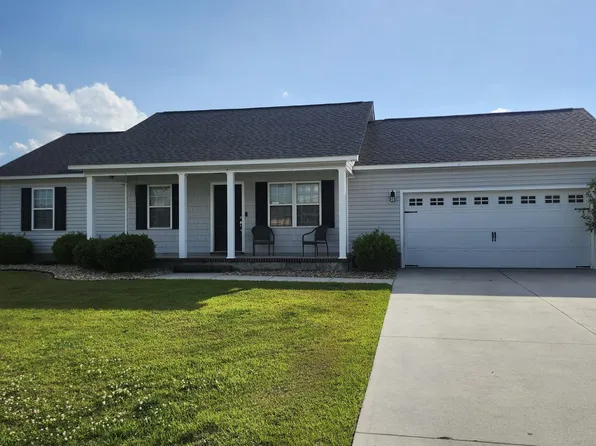 112 Eagle Ridge Drive, Beulaville, NC 28518