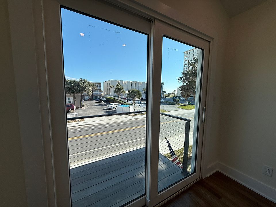 1st image of 808 1st St S #202