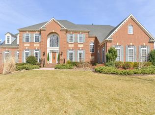 12217 Scarlet Tanager Dr, Potomac, MD 20854