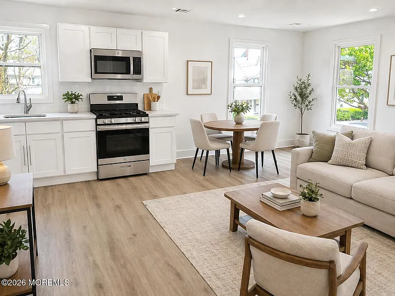 506 Bath Ave #2 — Photo 4