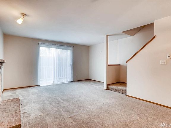 4th image of 21305 50th Ave W APT B1