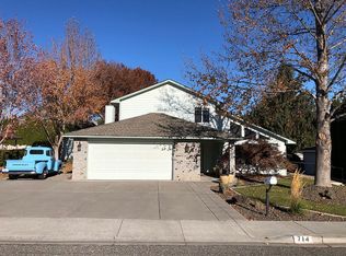 714 Lynnwood Loop, Richland, WA 99354