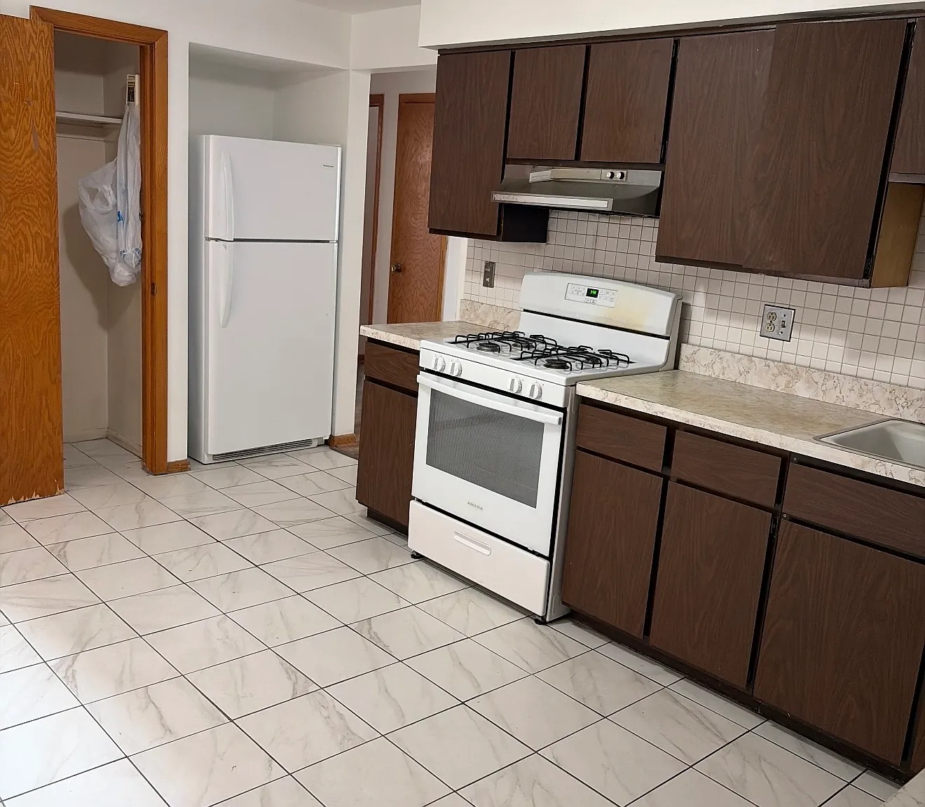 2 bed, 800 sqft, $1,625 — Photo 4