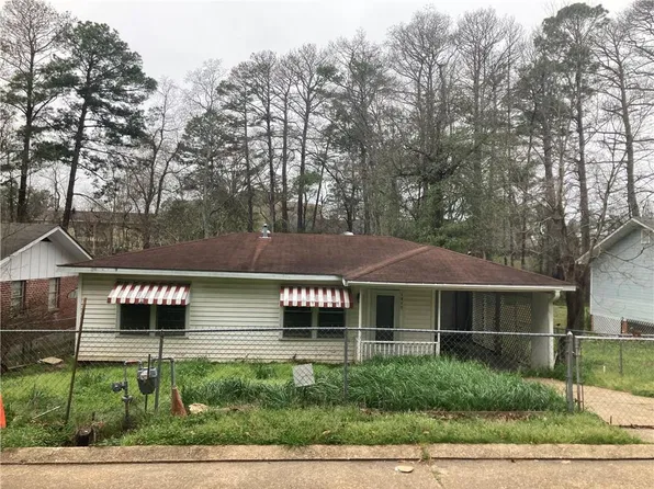 1317 E Jeannie St, Pineville, LA 71360