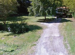 66 Harpers Lake Dr, Hiram, GA 30141