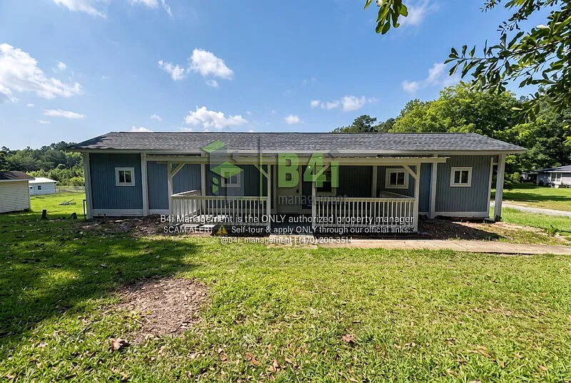 308 Pleasant Valley Rd SE